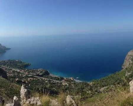 La Rotondella Bed & Breakfast